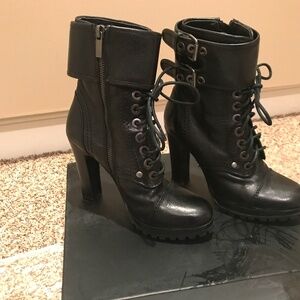 Dolce Vita Joelle Black Leather High Heel Zippered fashion boot